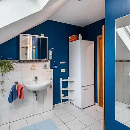 Ottow Apartment *